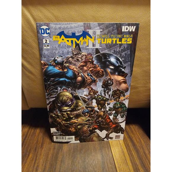 DC Batman Teenage Mutant Ninja Turtles II 2 IDW Comic Book 2017 Crossover - Picture 1 of 2